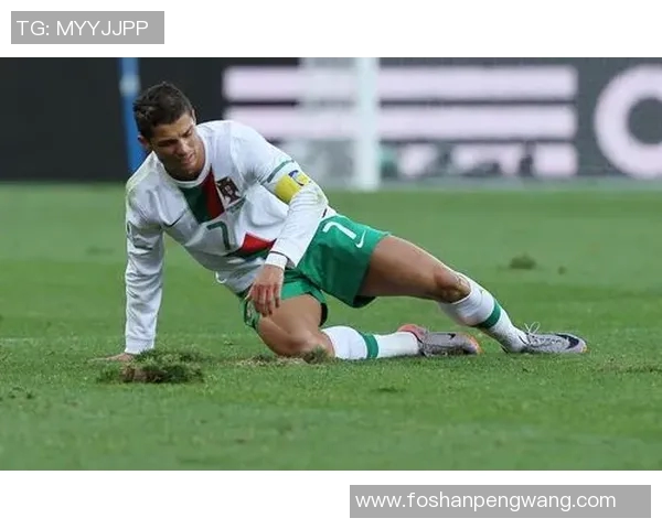 足球明星自传在线阅读揭秘他们的成长历程与职业生涯的辉煌瞬间